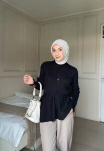 10 Rekomendasi Outfit Wanita yang Stylish dan Elegan di Tahun 2026