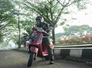 7 Rekomendasi Outfit Motoran yang Nyaman dan Stylish
